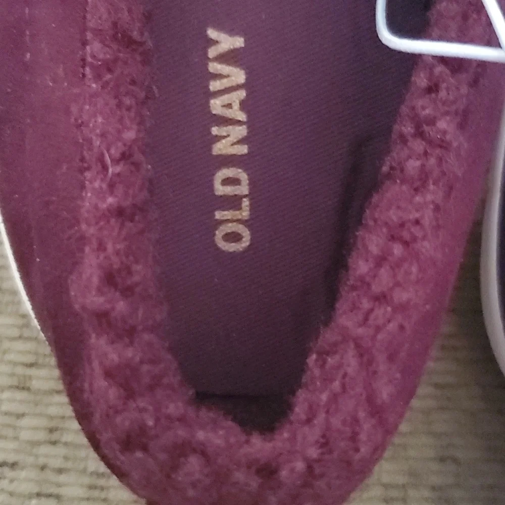 Old Navy Slip Ons - Picture 6 of 7
